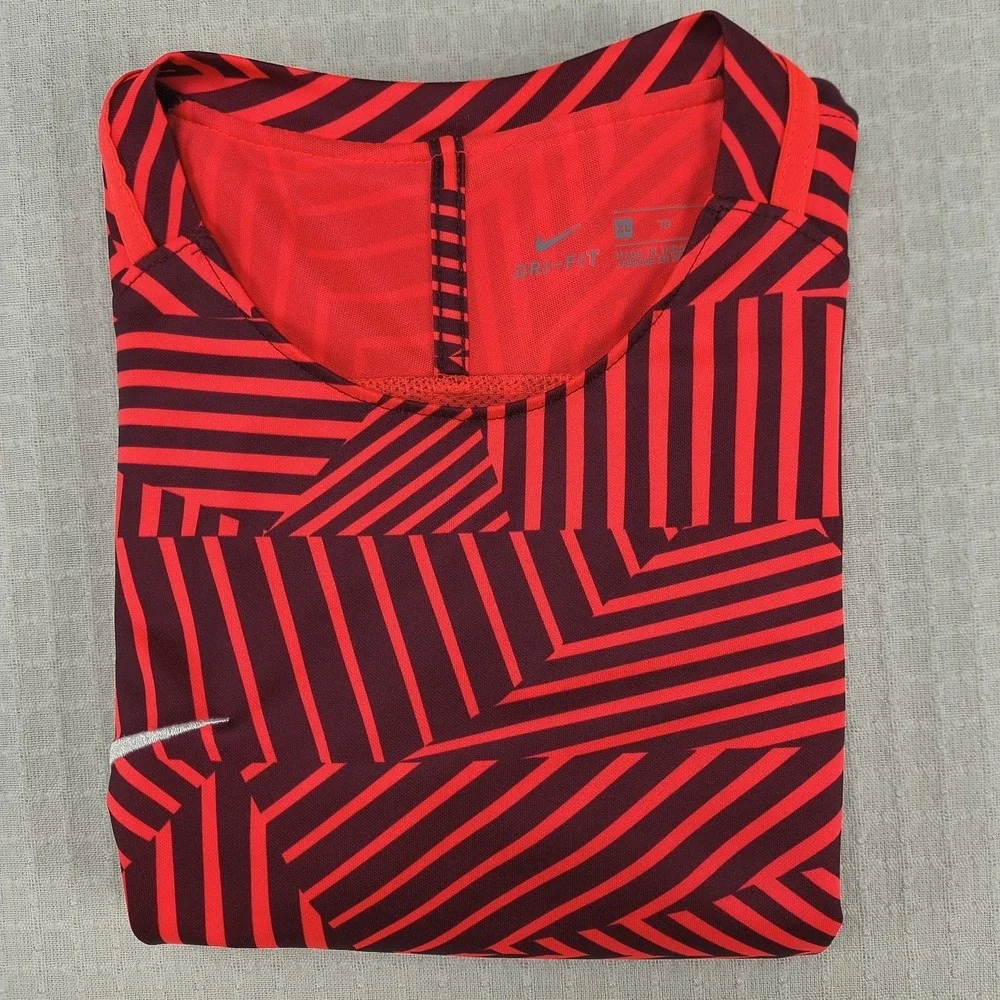 Nike Dri-FIT Strike Soccer Training Jersey Mens XL Red Black Geometric Stripe‎